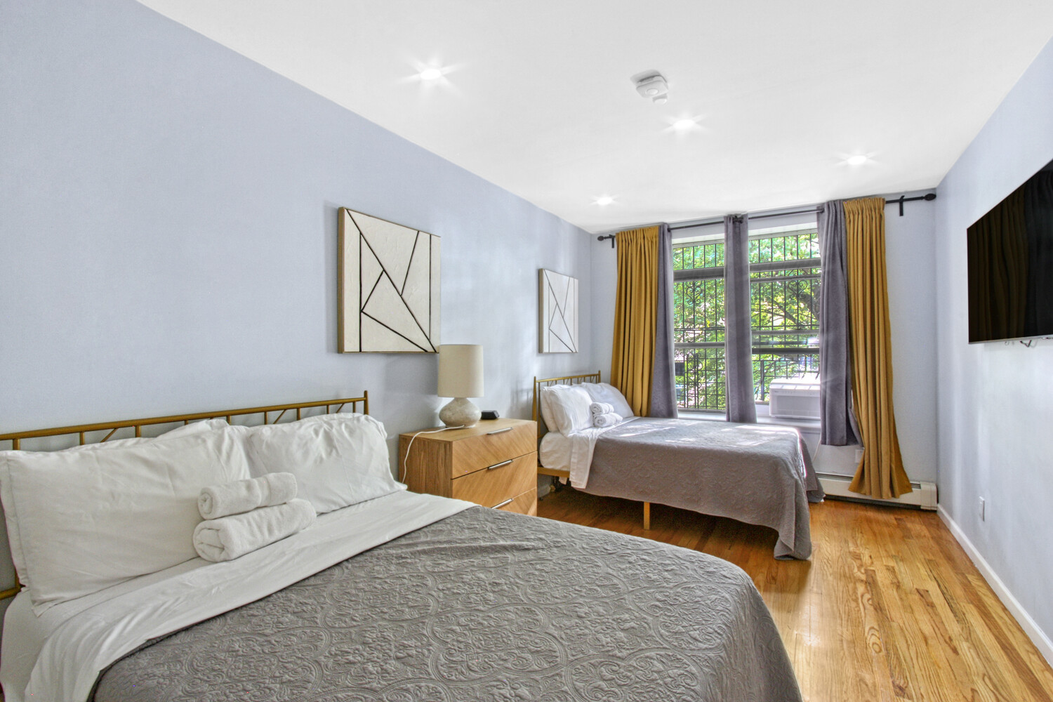 #9 photo, 377 THOMAS S BOYLAND Street, 브루클린 Crown Heights , NY 11233