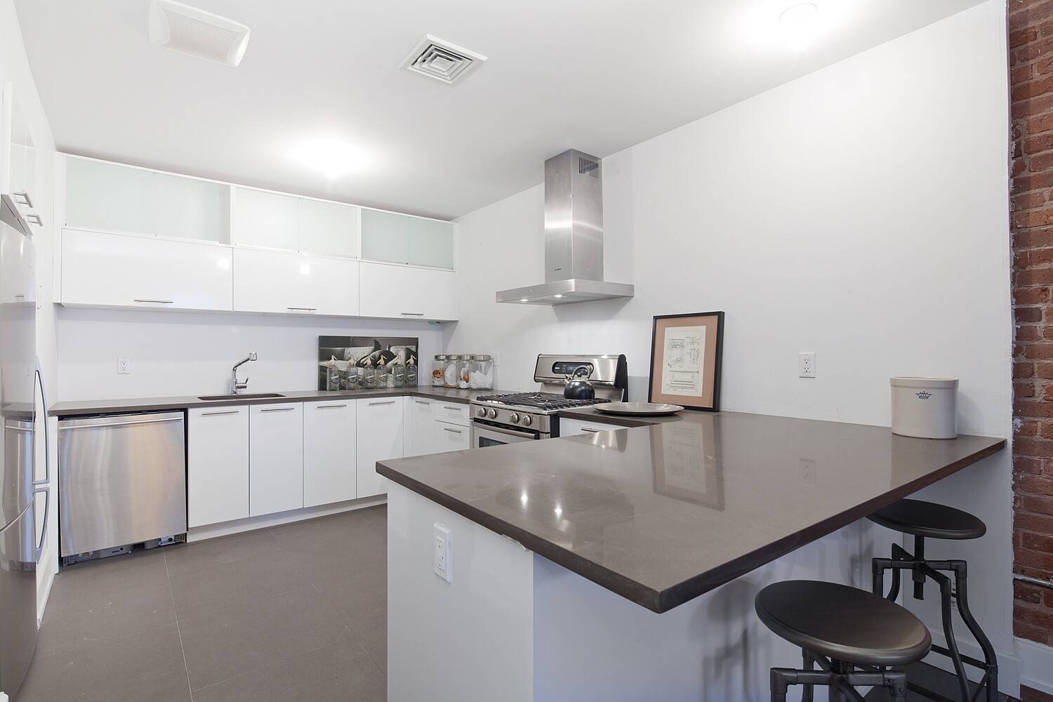 #4 photo, Brooklyn, 브루클린 Williamsburg , NY 11211