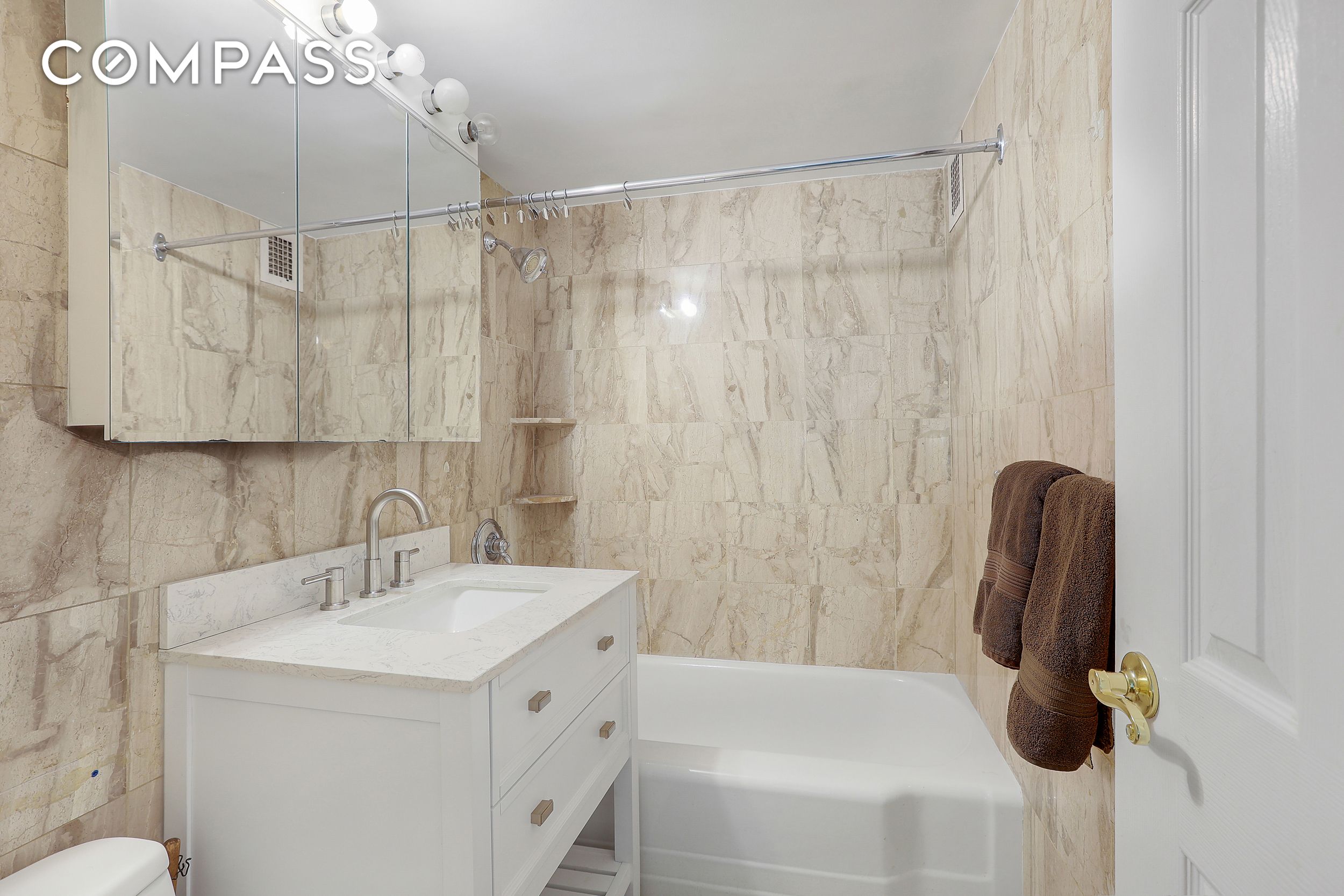 #8 photo, New York City, Midtown , NY 10019