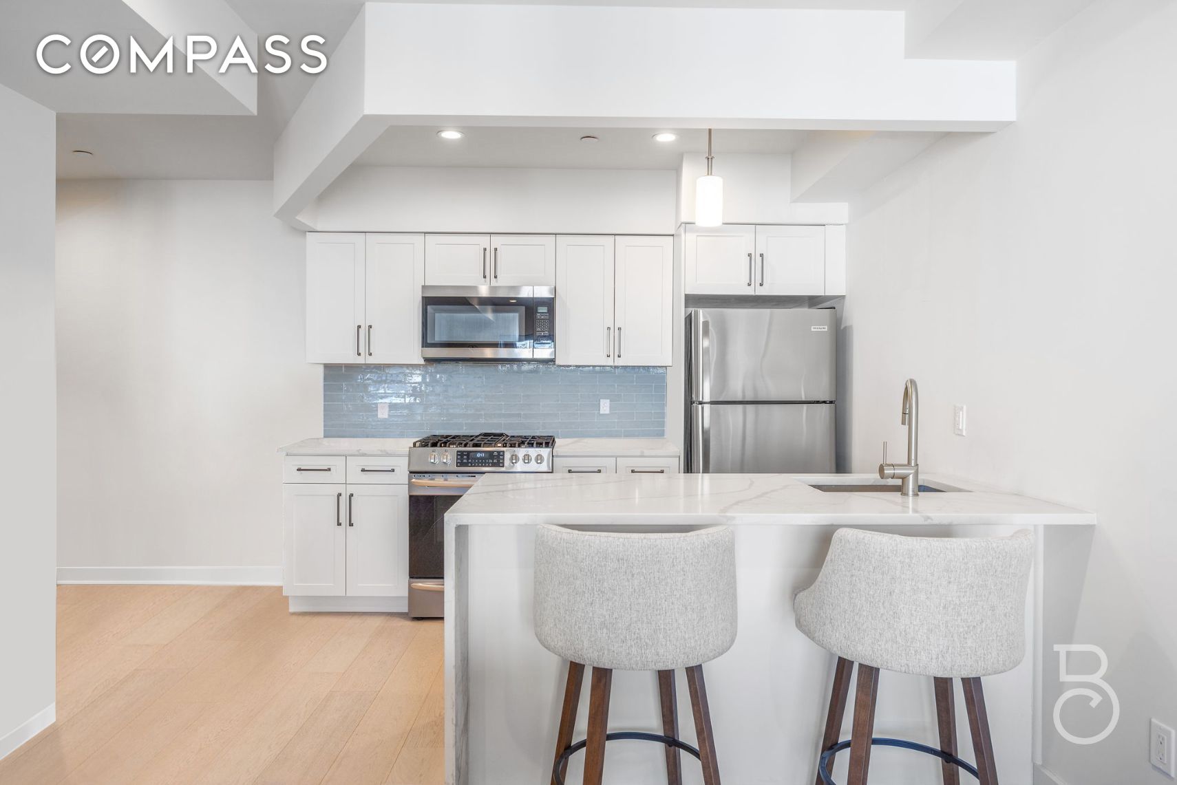 #6 photo, 25-74 34th Street, Astoria , NY 11103