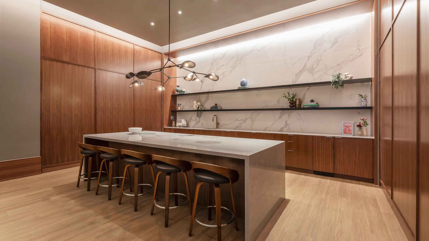 #16 photo, 335 8TH Avenue, 맨해튼 Chelsea , NY 10001