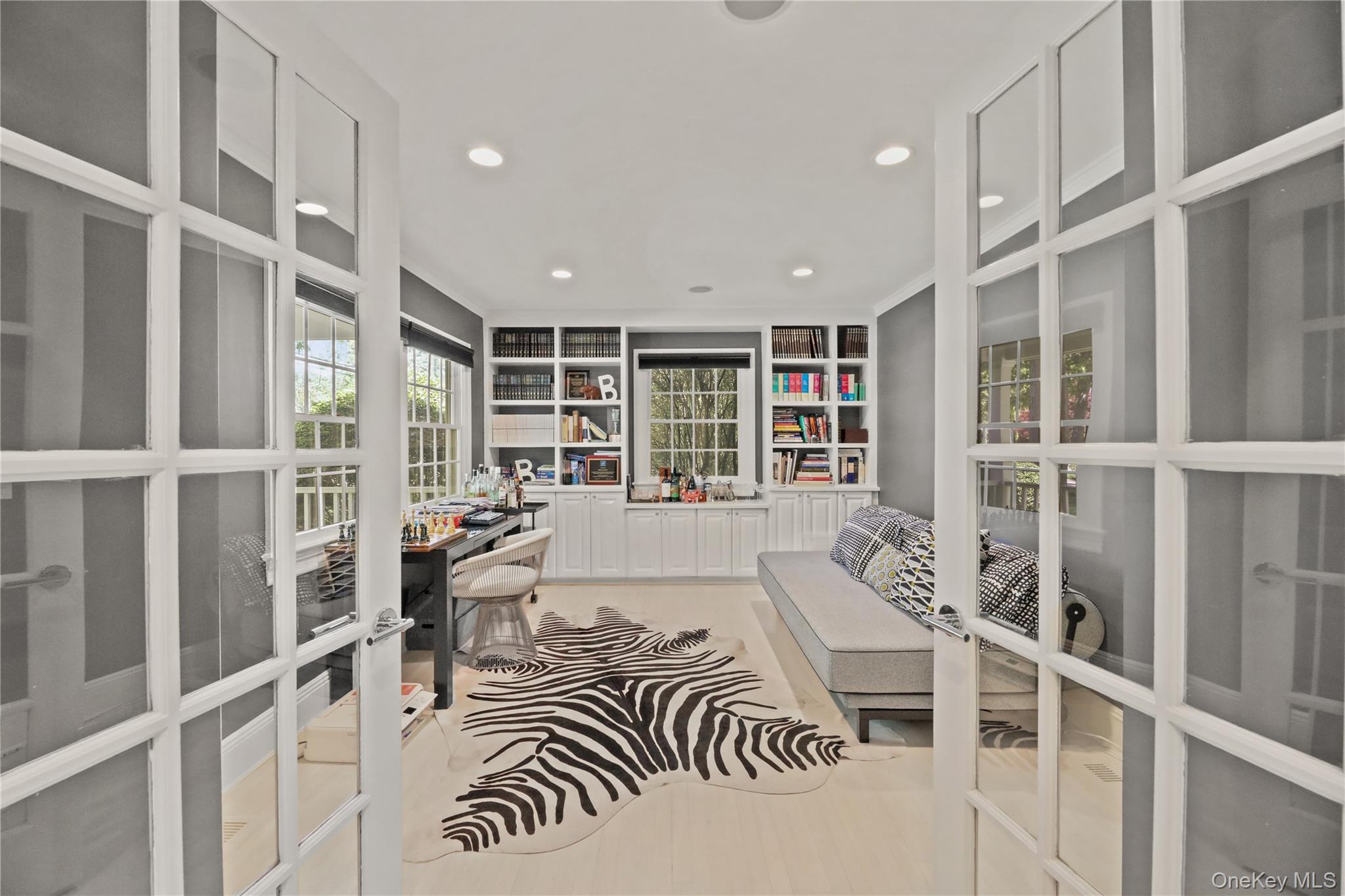 #7 photo, Undisclosed Avenue, Westhampton , NY 11977