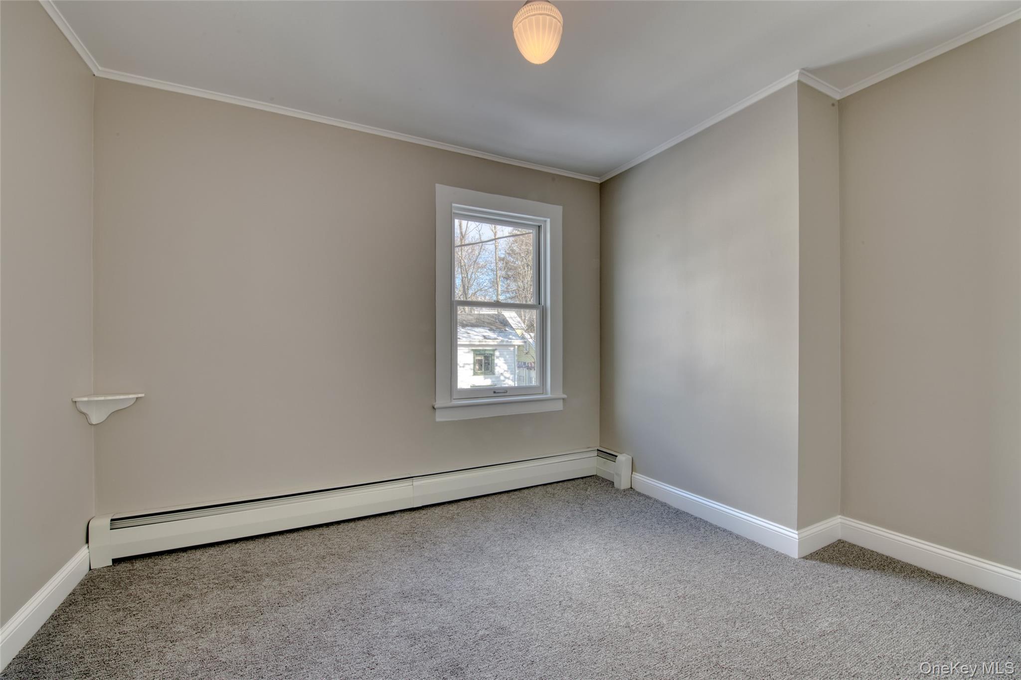 #4 photo, 220 5th Avenue, Саффолк ‖ Greenport , NY 11944