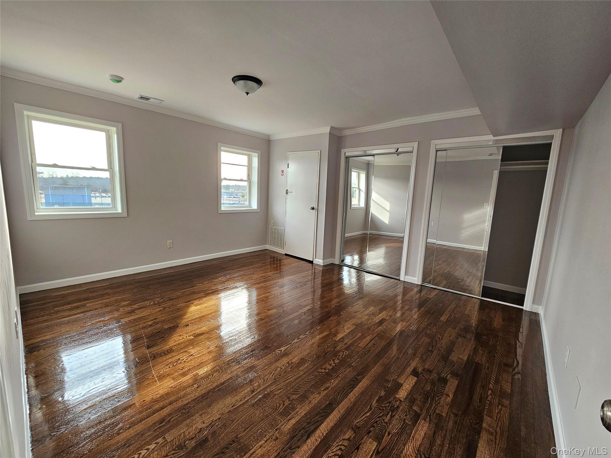 #9 photo, 199 Artist Lake Drive, सफ़ोक काउंटी Middle Island , NY 11953