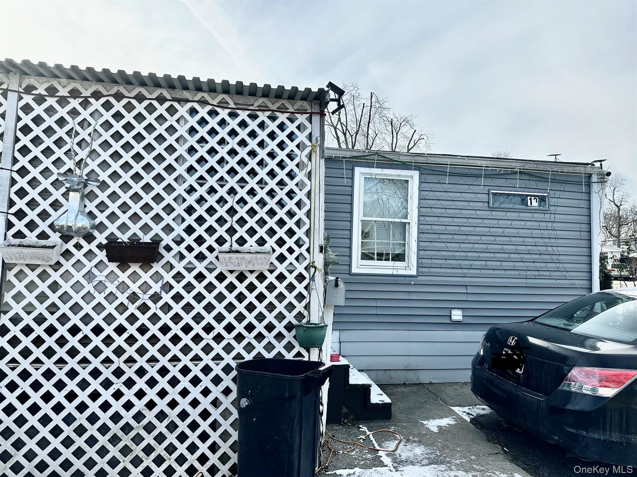#2 photo, 10 Fern Avenue, 롱 아일랜드 Bay Shore , NY 11706