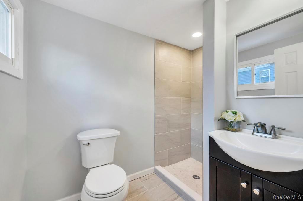 #20 photo, 63 Beech Avenue, Farmingville , NY 11738