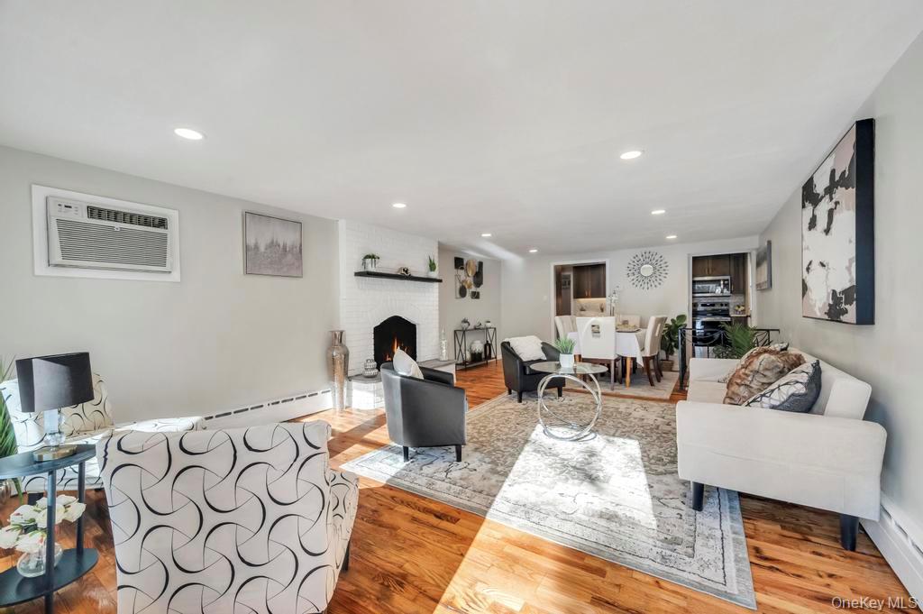 #3 photo, 63 Beech Avenue, Farmingville , NY 11738