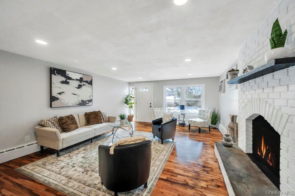 #6 photo, 63 Beech Avenue, Farmingville , NY 11738