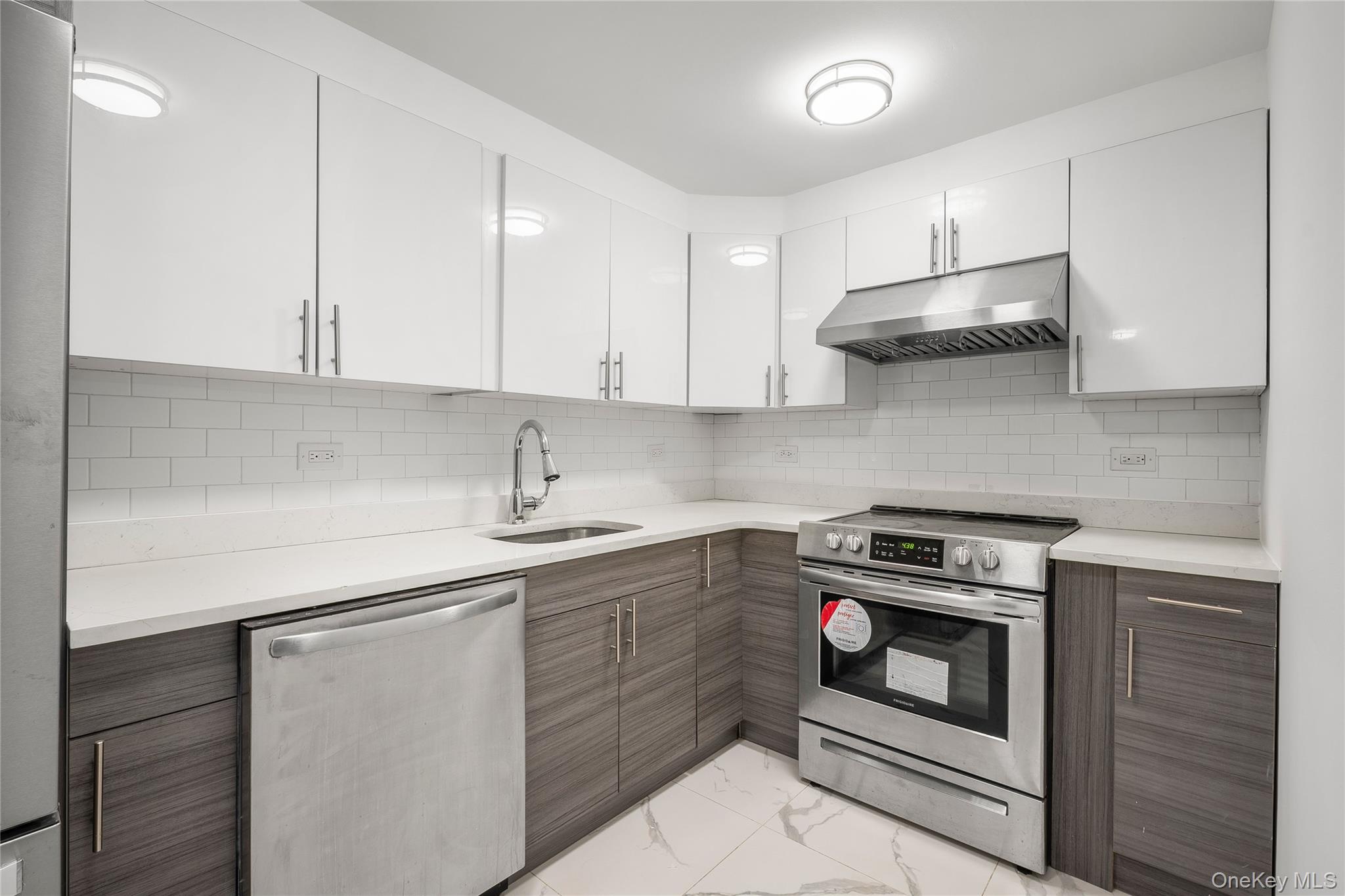 #12 photo, 7009 45th Avenue, Woodside , NY 11377