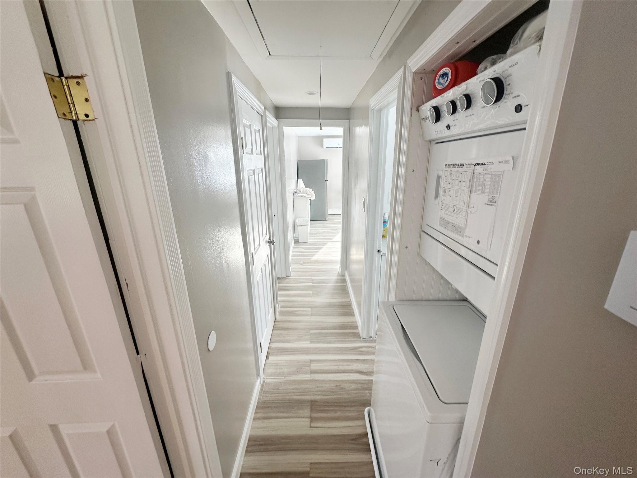 #3 photo, 15 Mida Court, 東長島 West Babylon , NY 11704