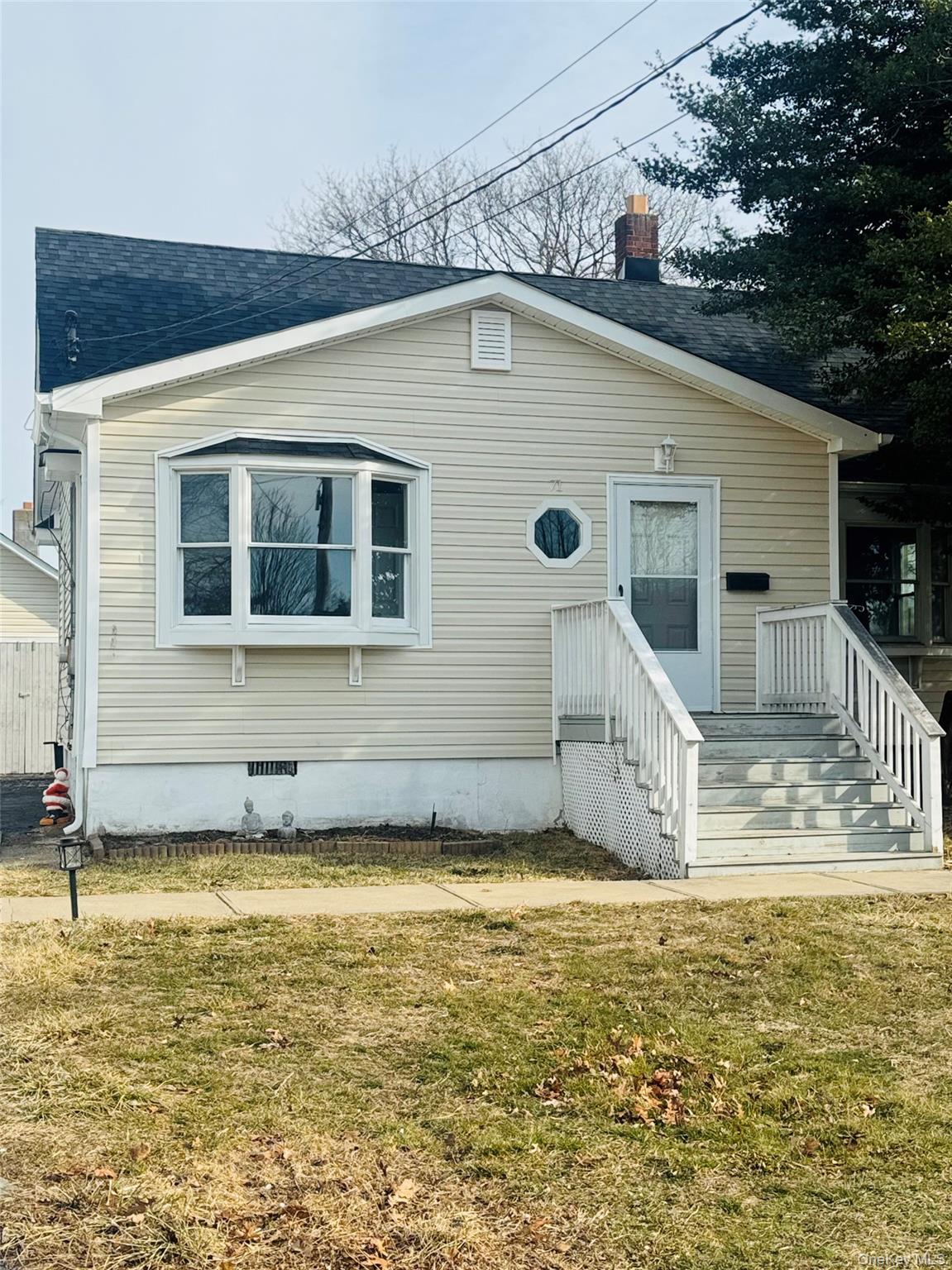 #1 photo, 71 Community Road, Bay Shore , NY 11706