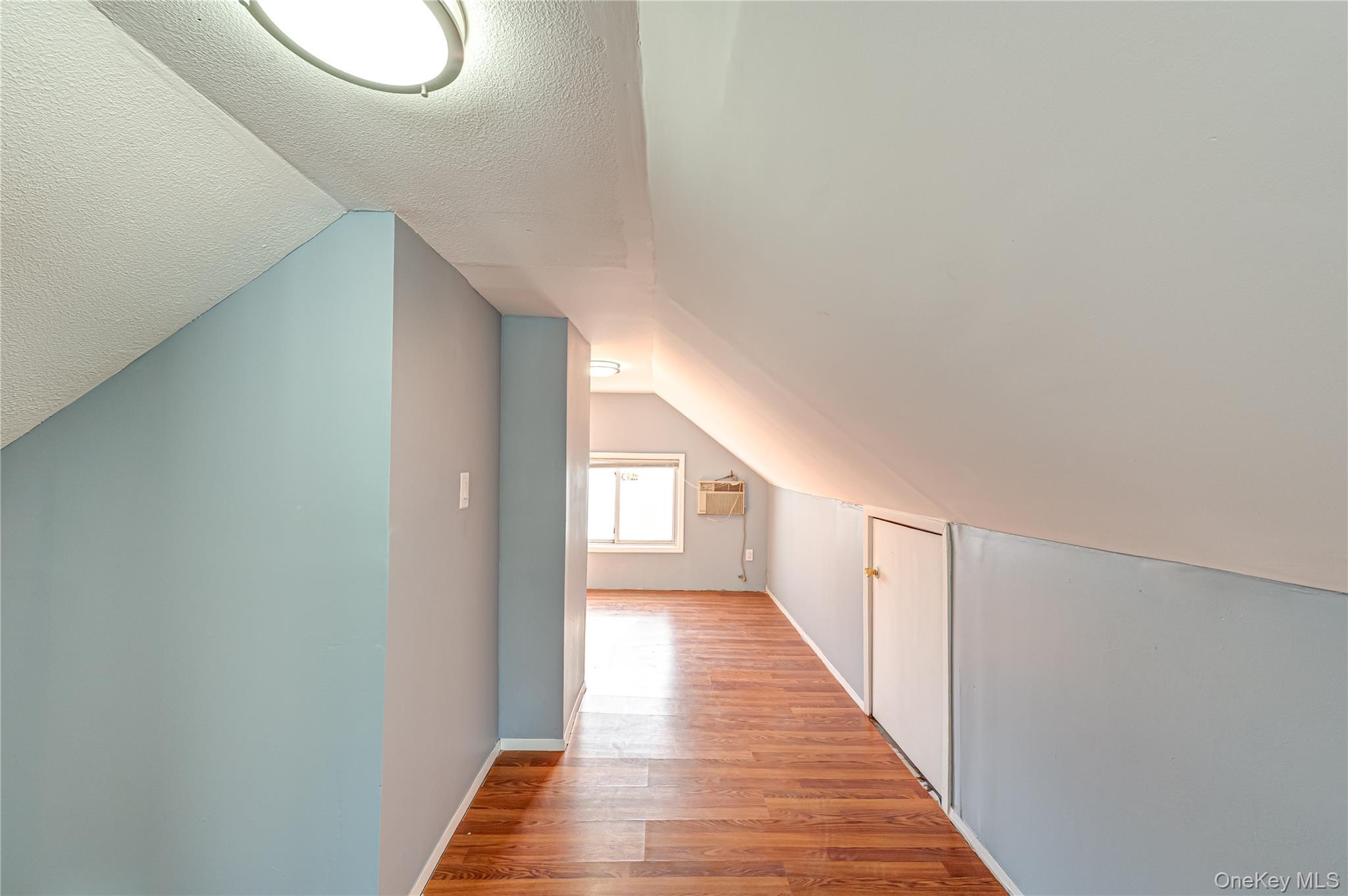 #20 photo, 71 Community Road, Bay Shore , NY 11706