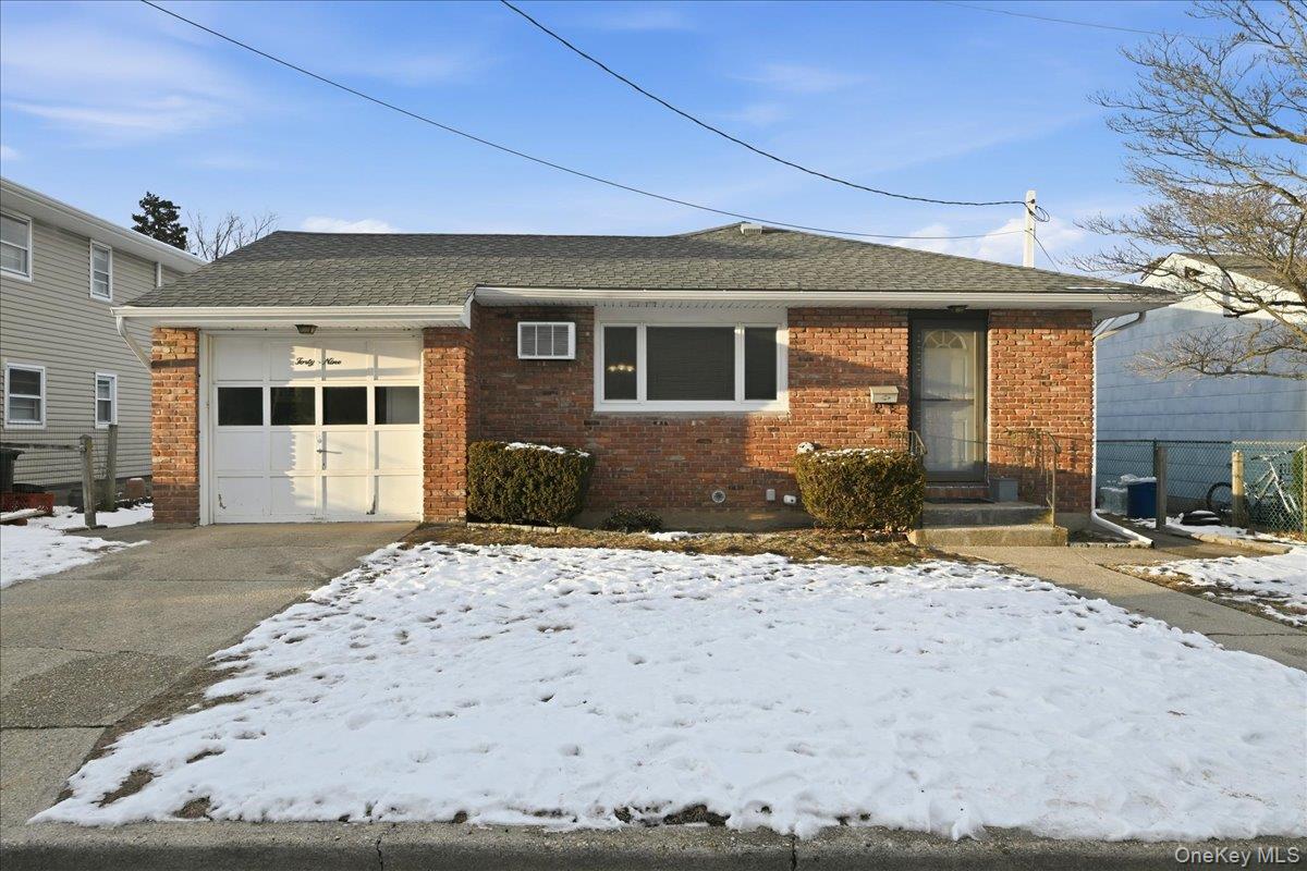 #3 photo, 49 Atlantic Avenue, Нассау ‖ Carle Place , NY 11514