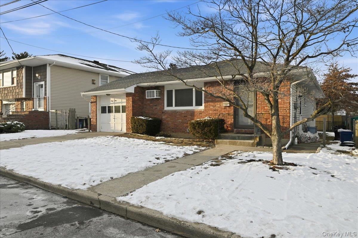 #4 photo, 49 Atlantic Avenue, Нассау ‖ Carle Place , NY 11514