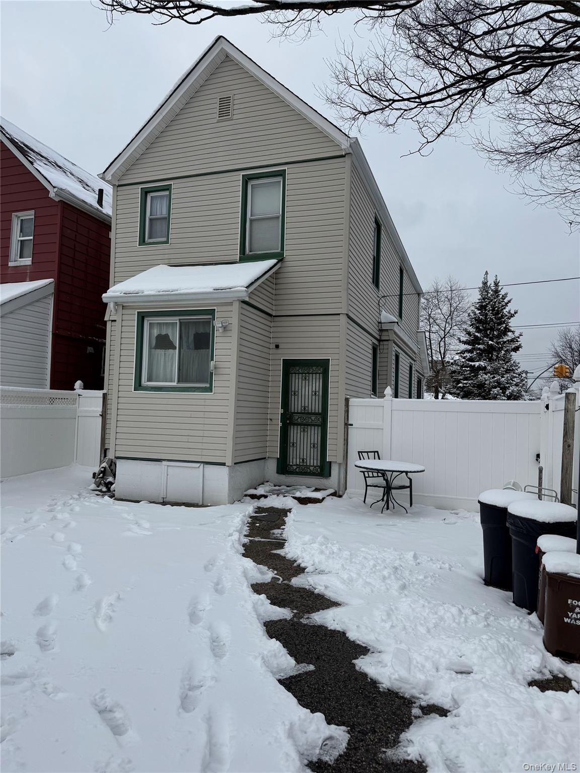 #2 photo, 12620 Linden Boulevard, South Ozone Park , NY 11420