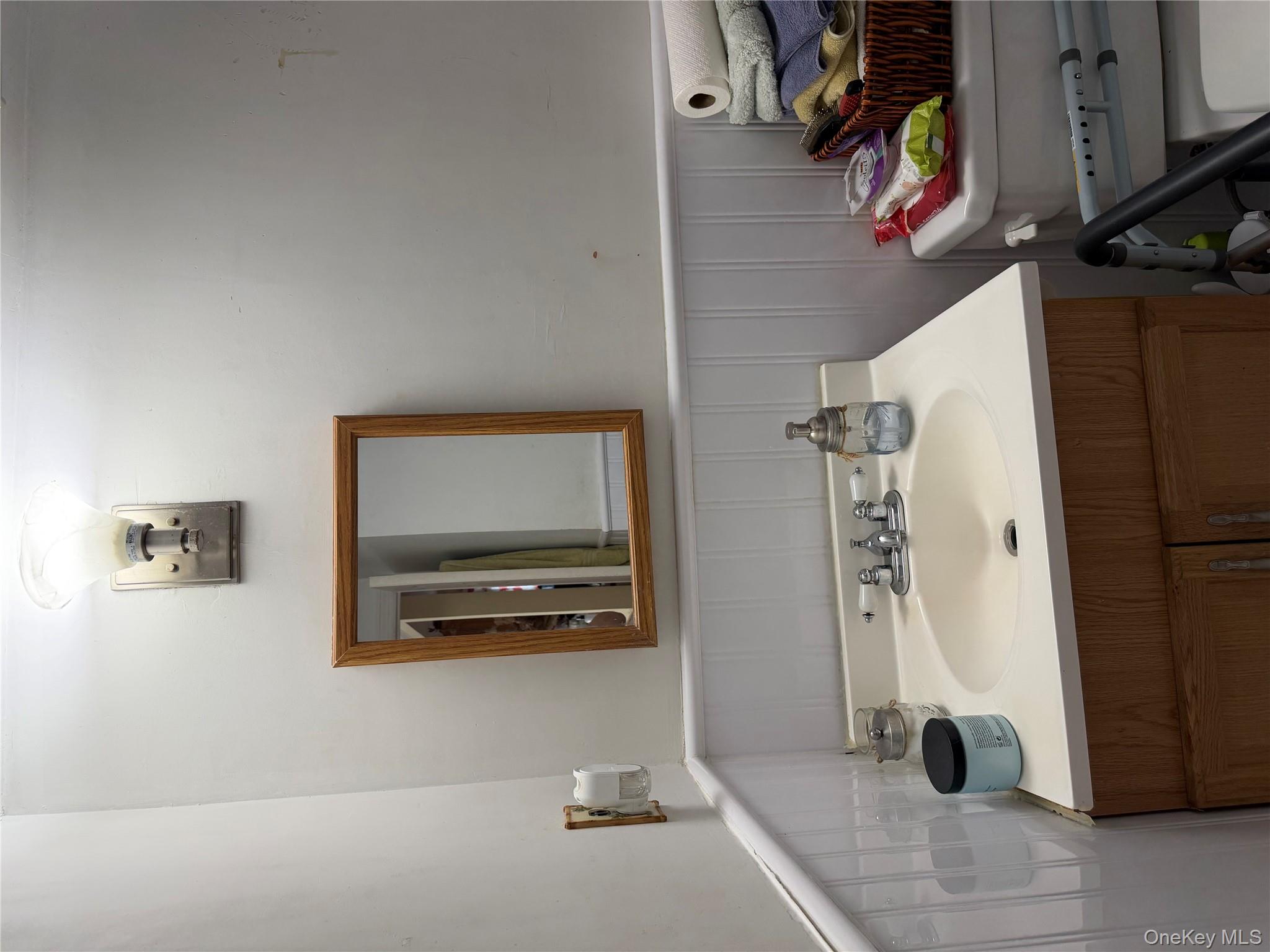 #18 photo, 131 Ethel Street, Нассау ‖ Valley Stream , NY 11580