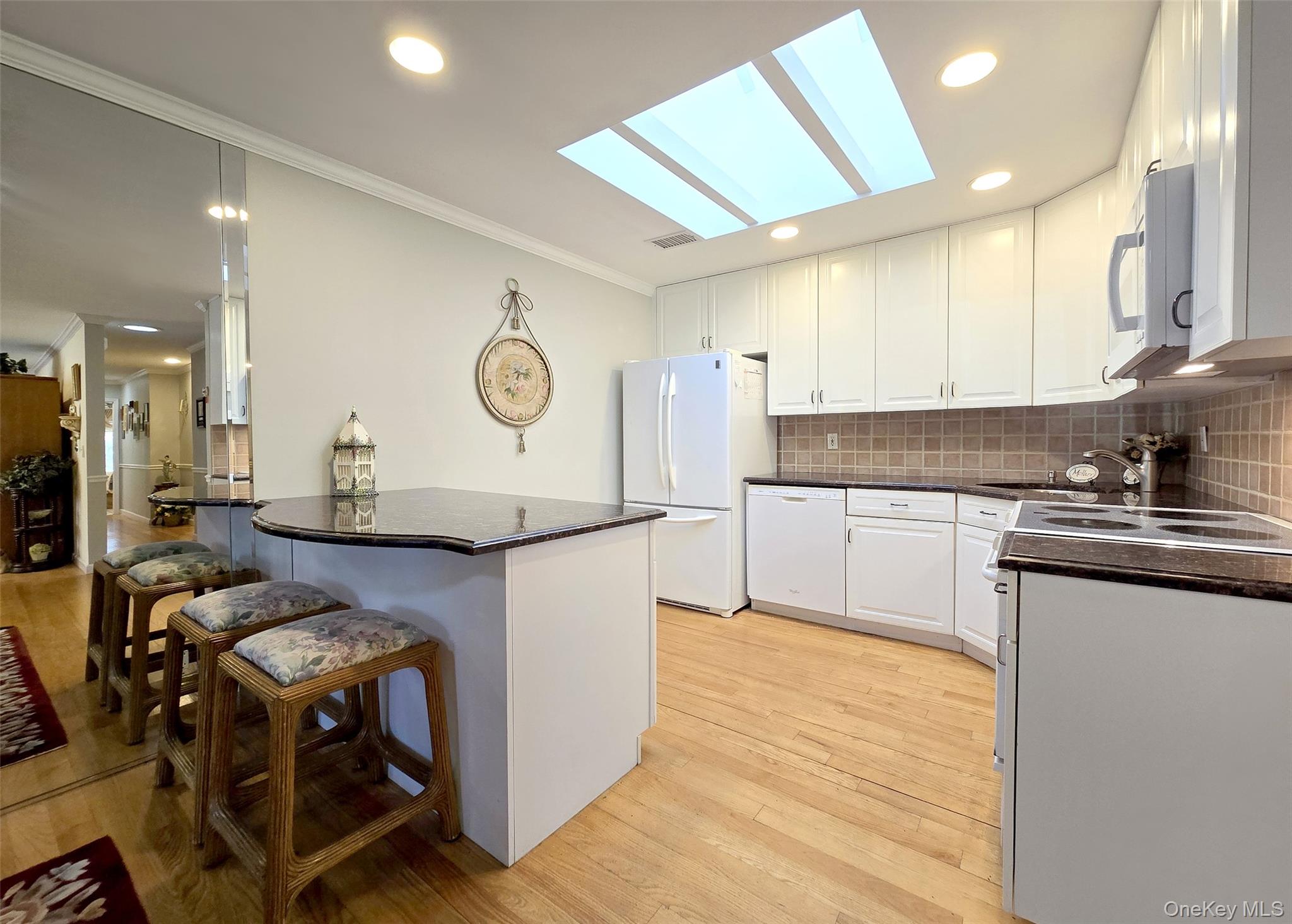 #8 photo, 175 Birchwood Road, Coram , NY 11727