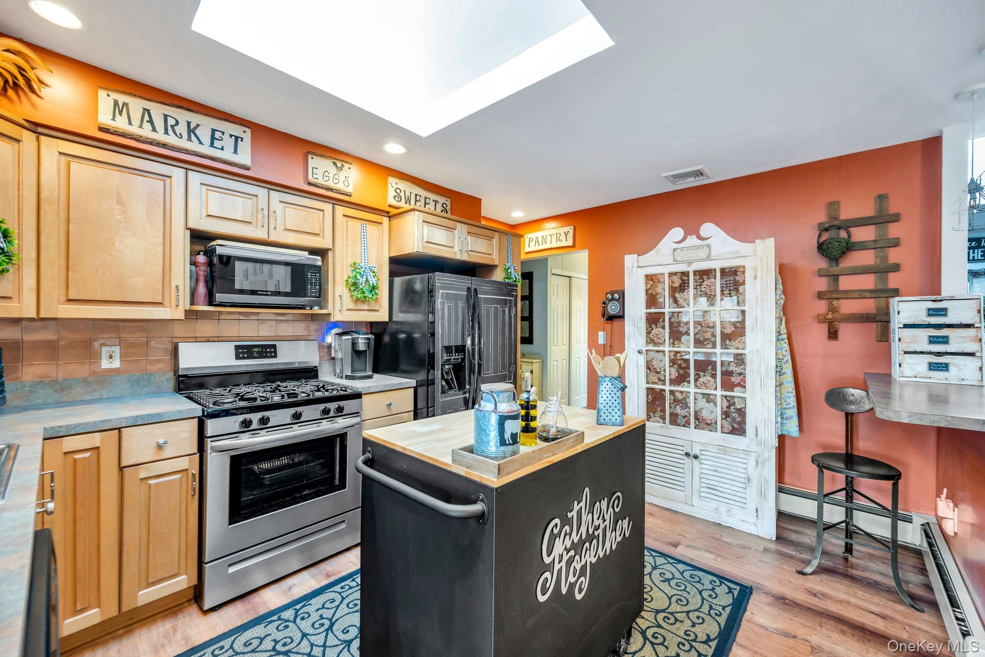 #16 photo, 110 Dare Road, 롱 아일랜드 Selden , NY 11784