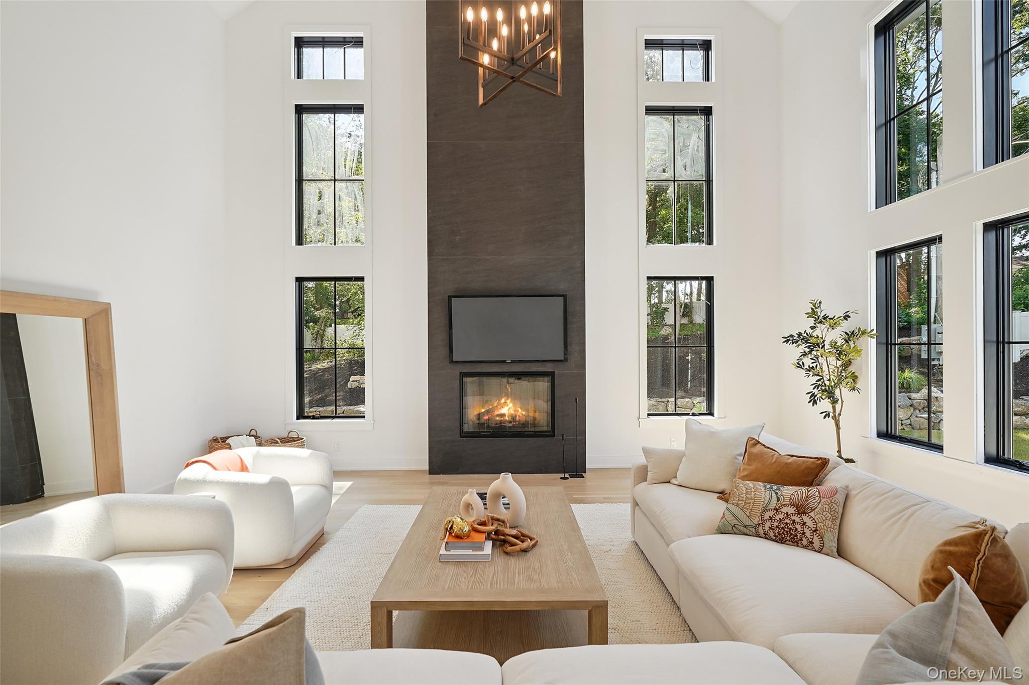 #12 photo, 417 West Street, Harrison , NY 10528