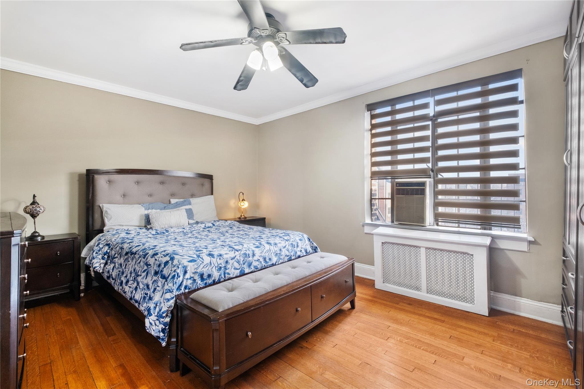 #7 photo, 20 N Broadway, White Plains , NY 10601