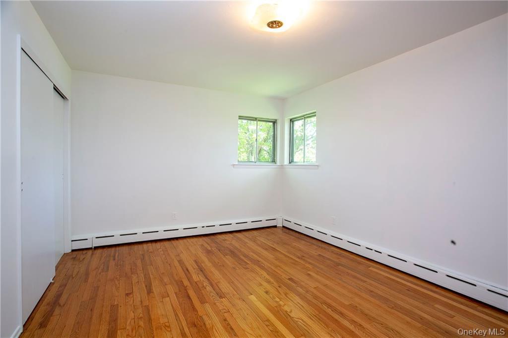 #14 photo, 72 Park ave Terrace, Yonkers , NY 10703