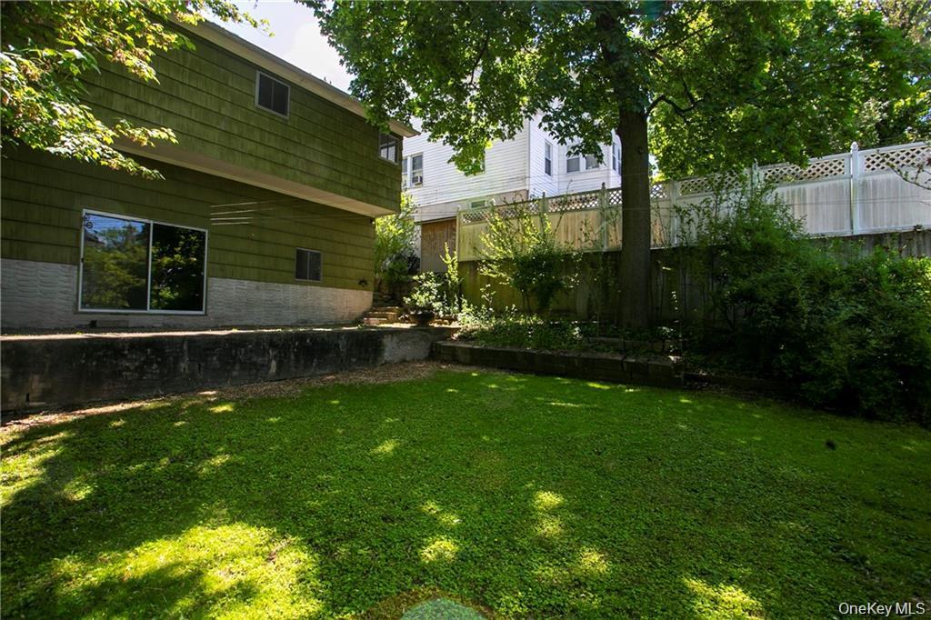 #15 photo, 72 Park ave Terrace, Yonkers , NY 10703