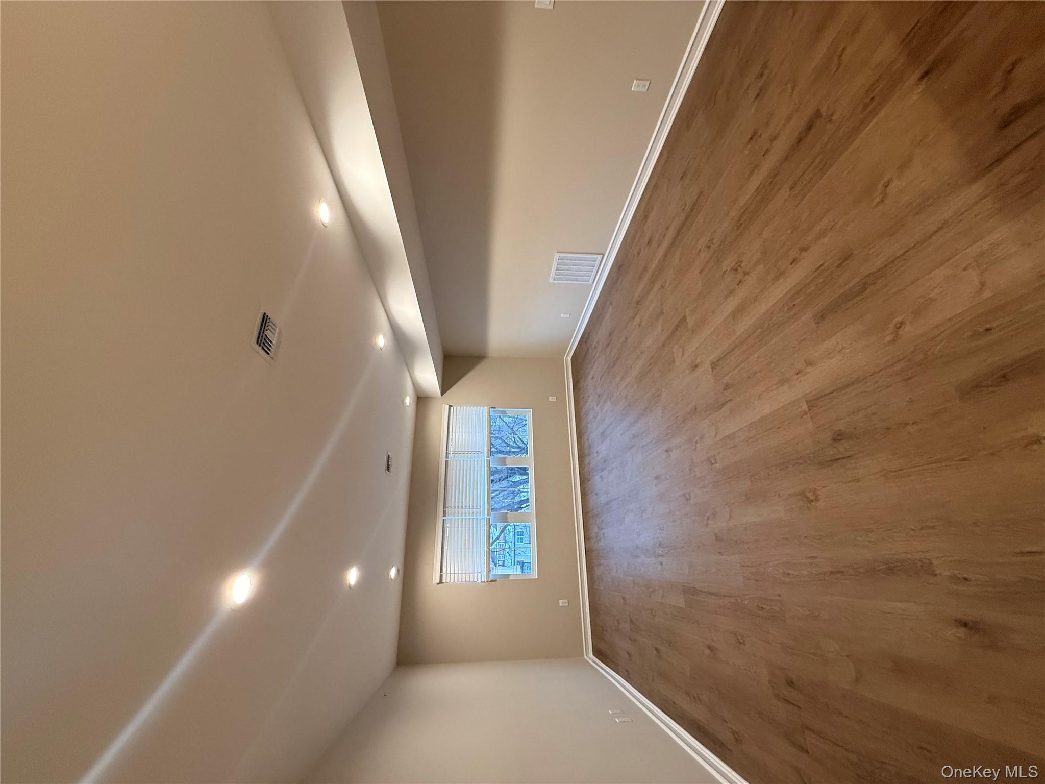 #4 photo, 122 Greenwich Avenue, Goshen , NY 10924