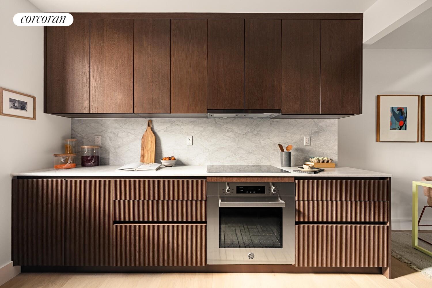 #1 photo, 755 WASHINGTON Avenue, ब्रुकलीन Crown Heights , NY 11238