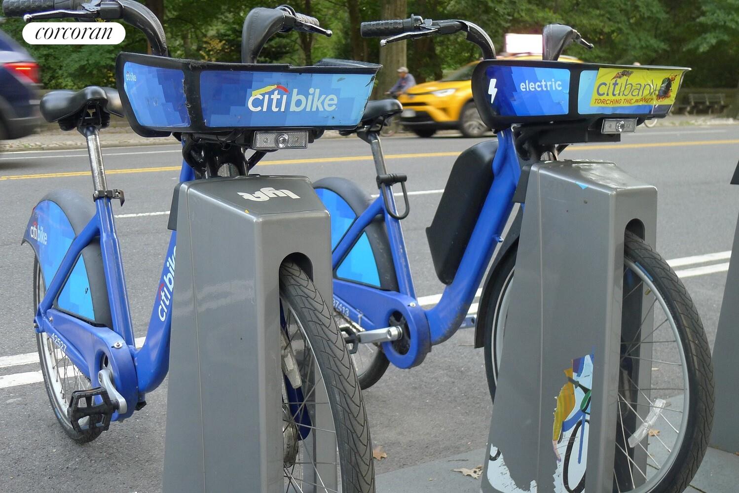 #18 photo, 400 CENTRAL Park W, Upper West Side , NY 10025