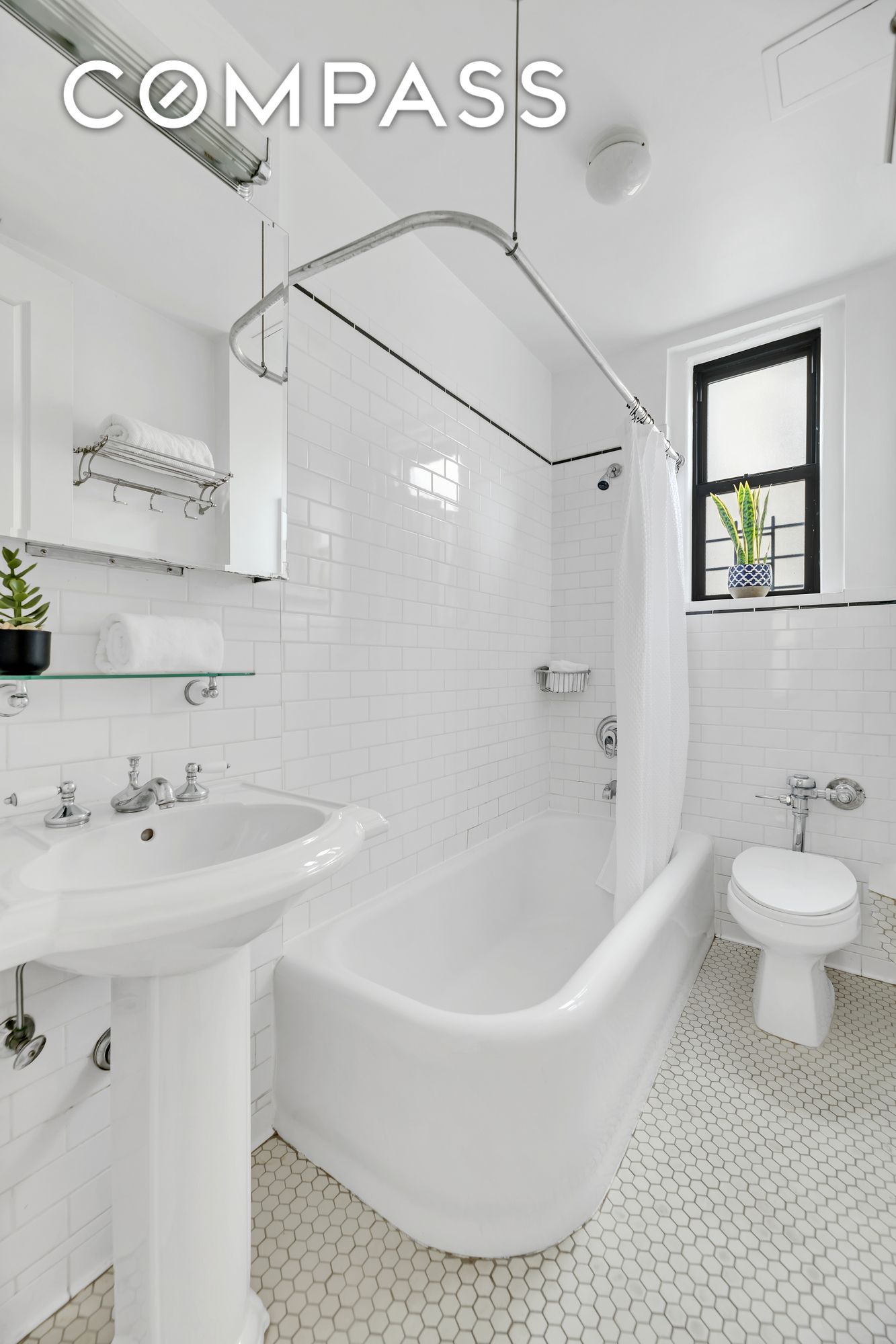 #8 photo, 599 W End Avenue, Upper West Side , NY 10024