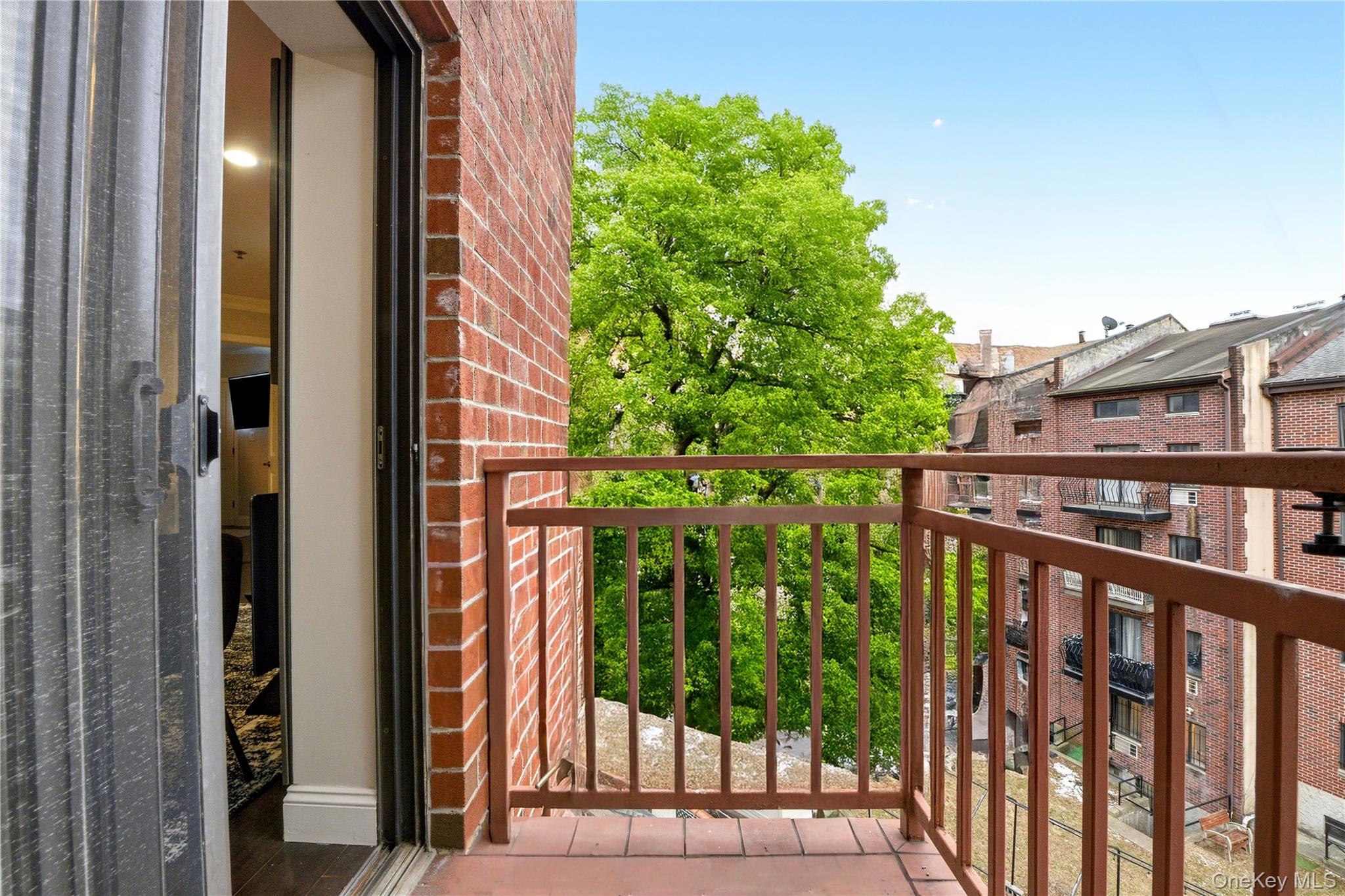 #19 photo, 141-16 84th Drive, Briarwood , NY 11435