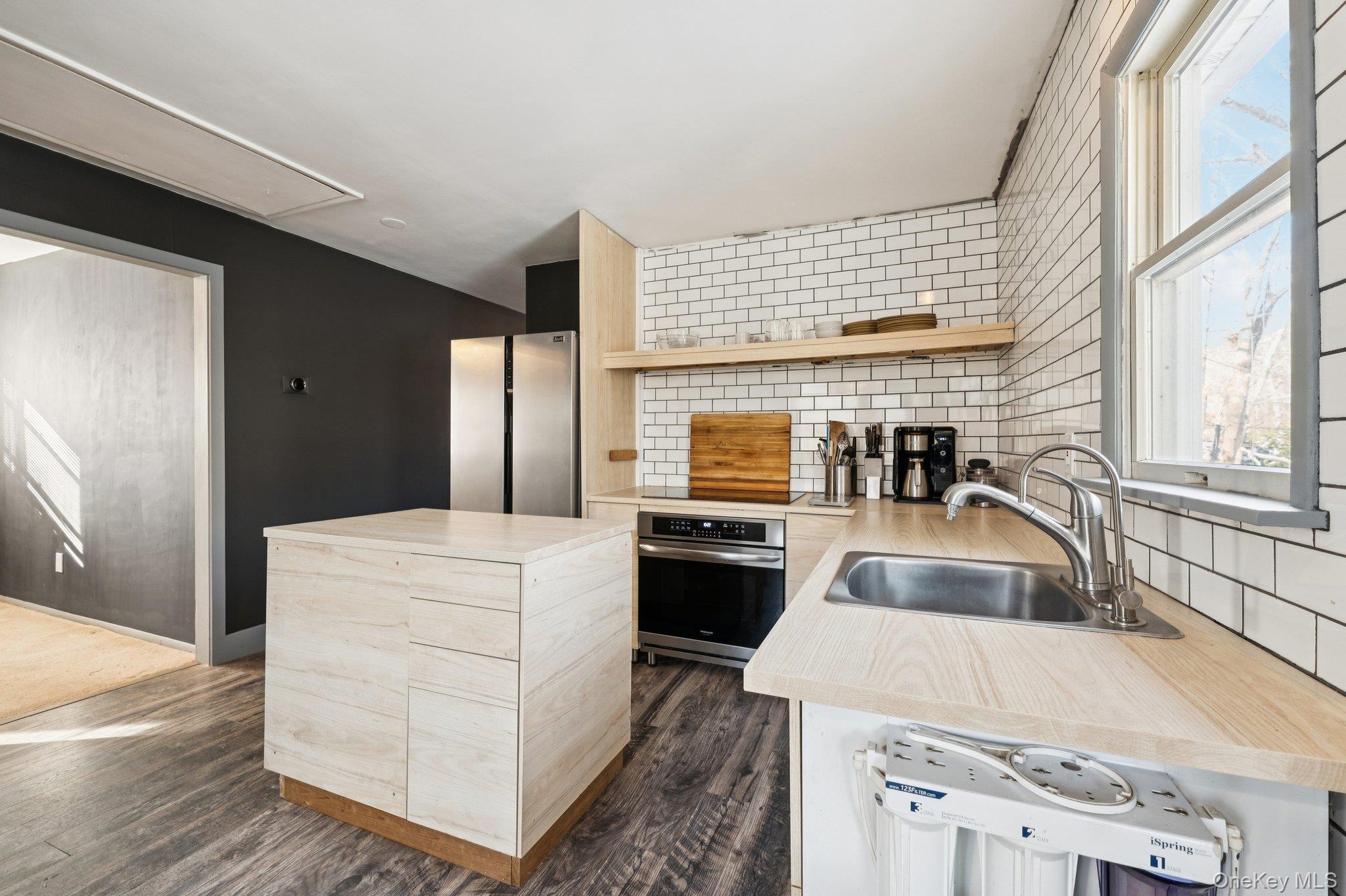 #15 photo, 176 Maple Avenue, Flanders , NY 11901