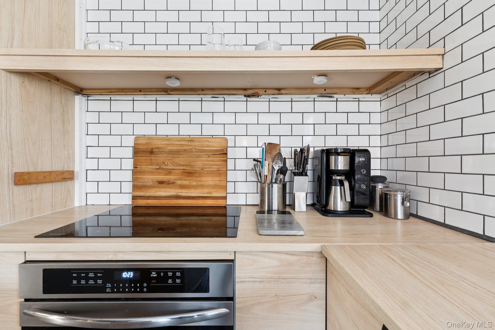 #18 photo, 176 Maple Avenue, Flanders , NY 11901