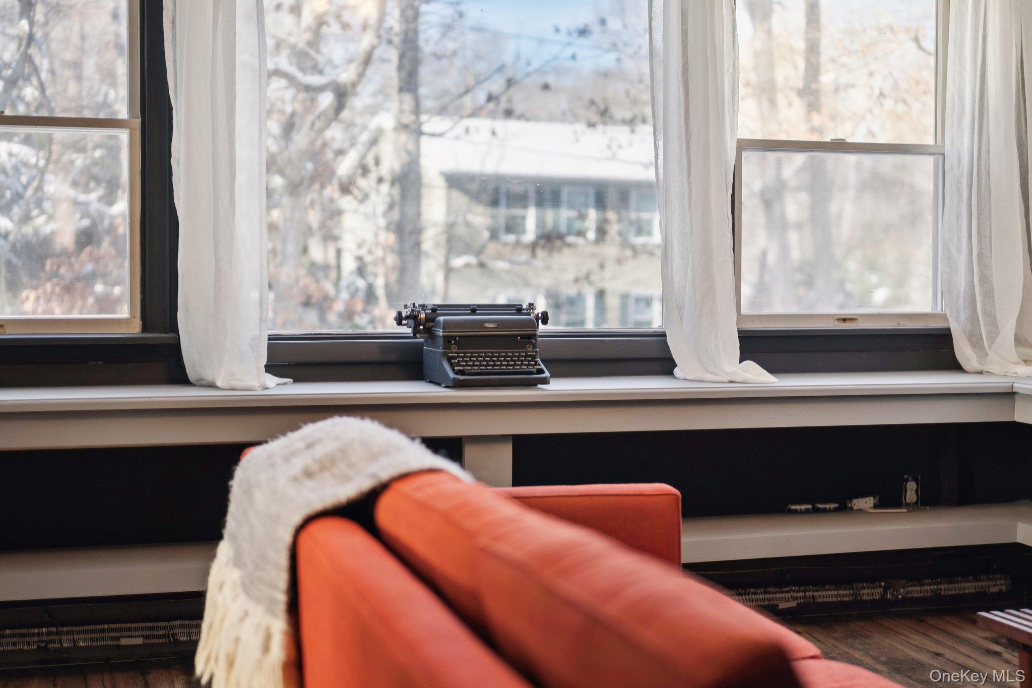 #4 photo, 176 Maple Avenue, Flanders , NY 11901