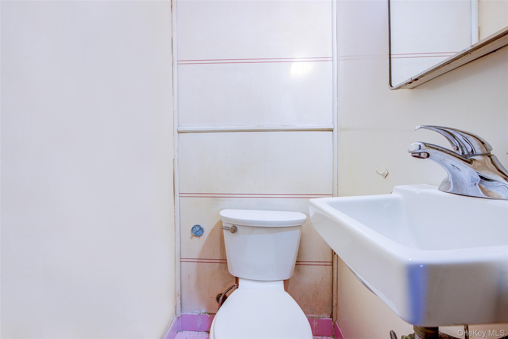 #15 photo, 7533 168th Street, Fresh Meadows , NY 11366