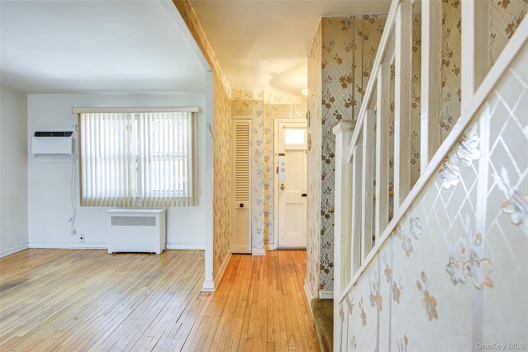 #5 photo, 7533 168th Street, Fresh Meadows , NY 11366