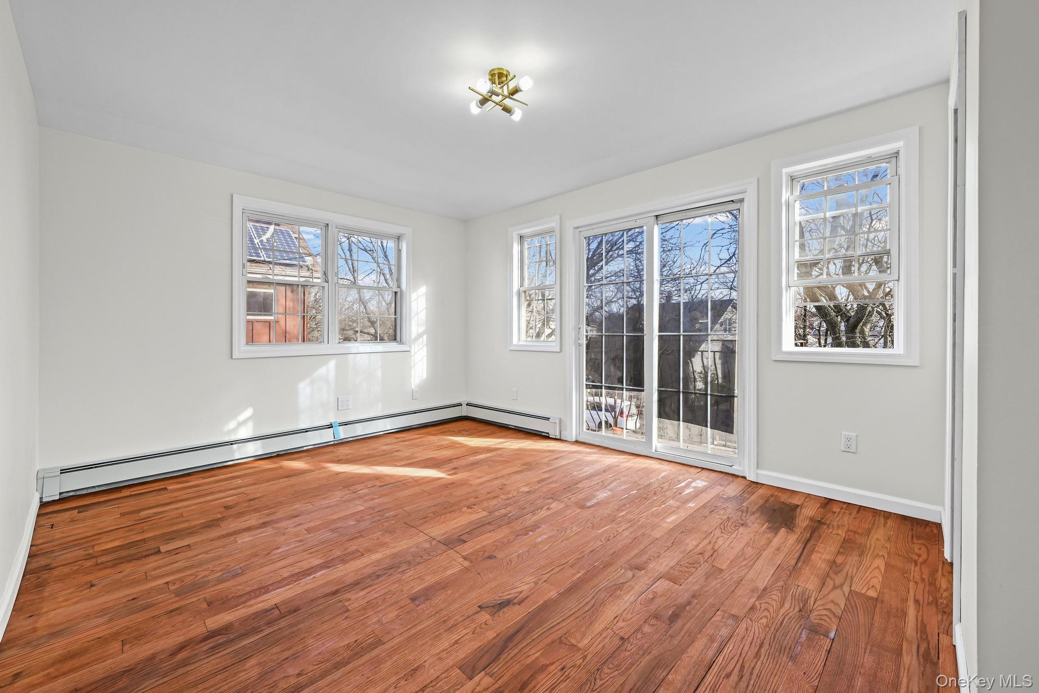 #11 photo, 176-25 133rd Avenue, Jamaica , NY 11434