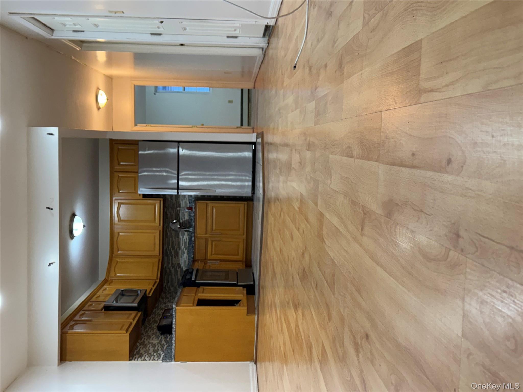 #7 photo, 176-6 Jamaica Avenue Street, Jamaica , NY 11432