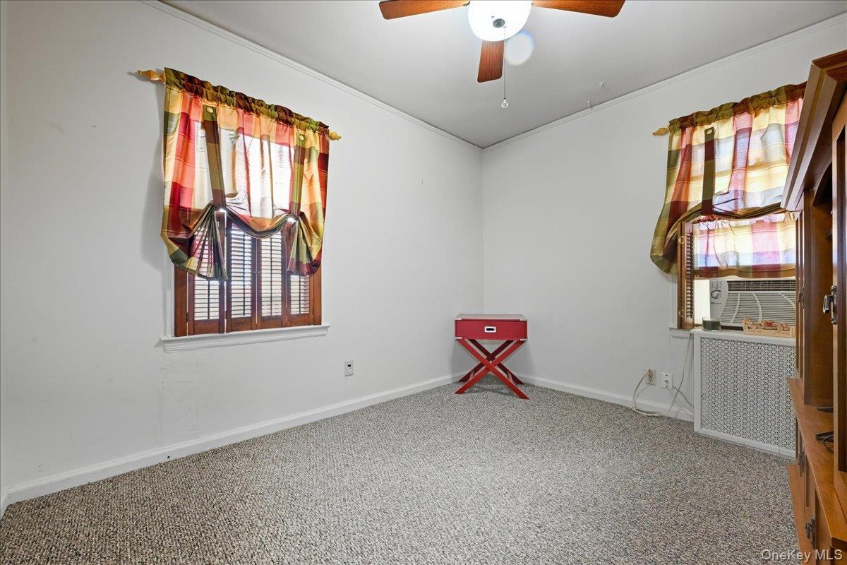 #14 photo, 38 Irving Lane, New Hyde Park , NY 11040