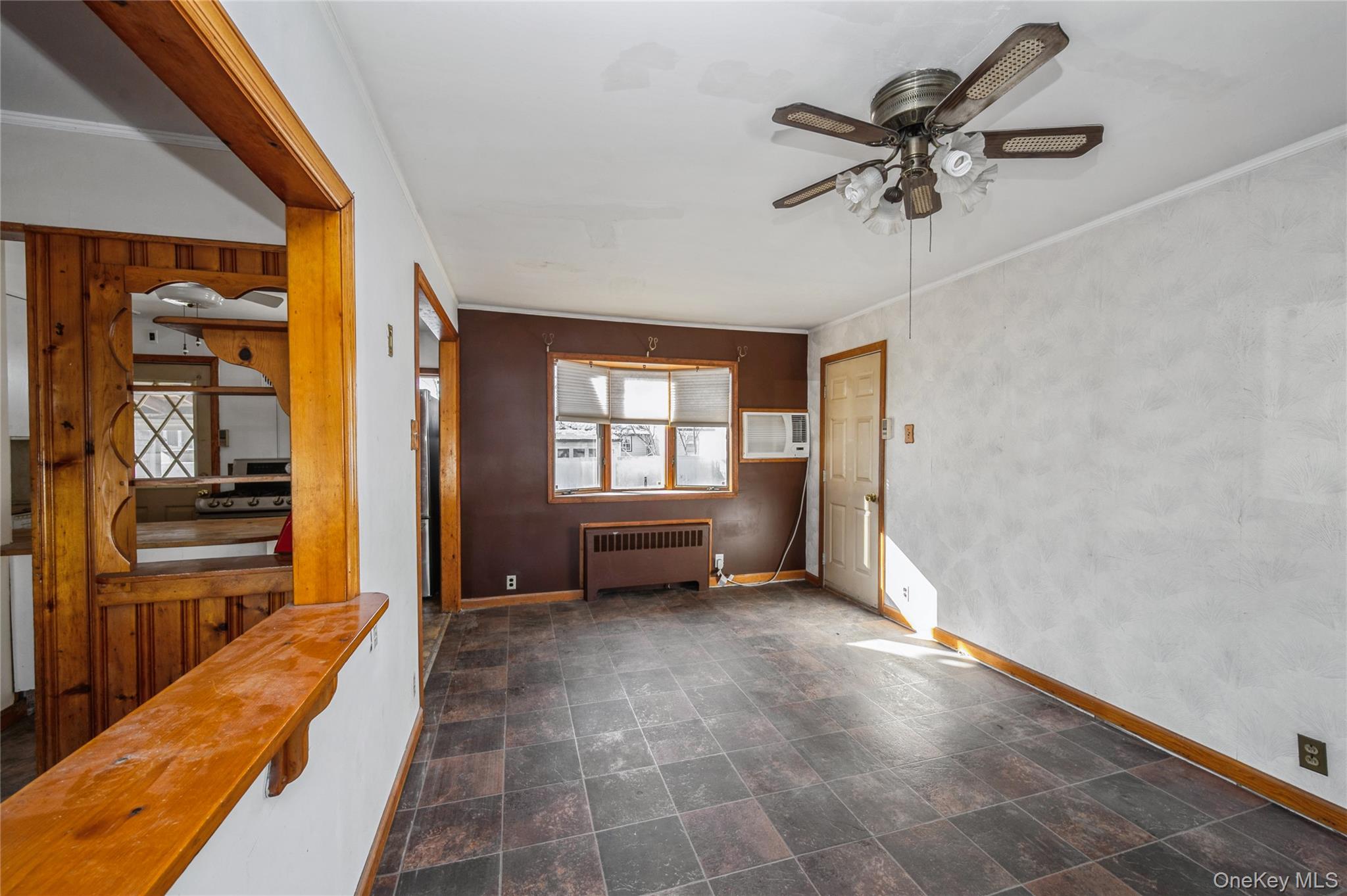 #6 photo, 54 31st Street, Copiague , NY 11726