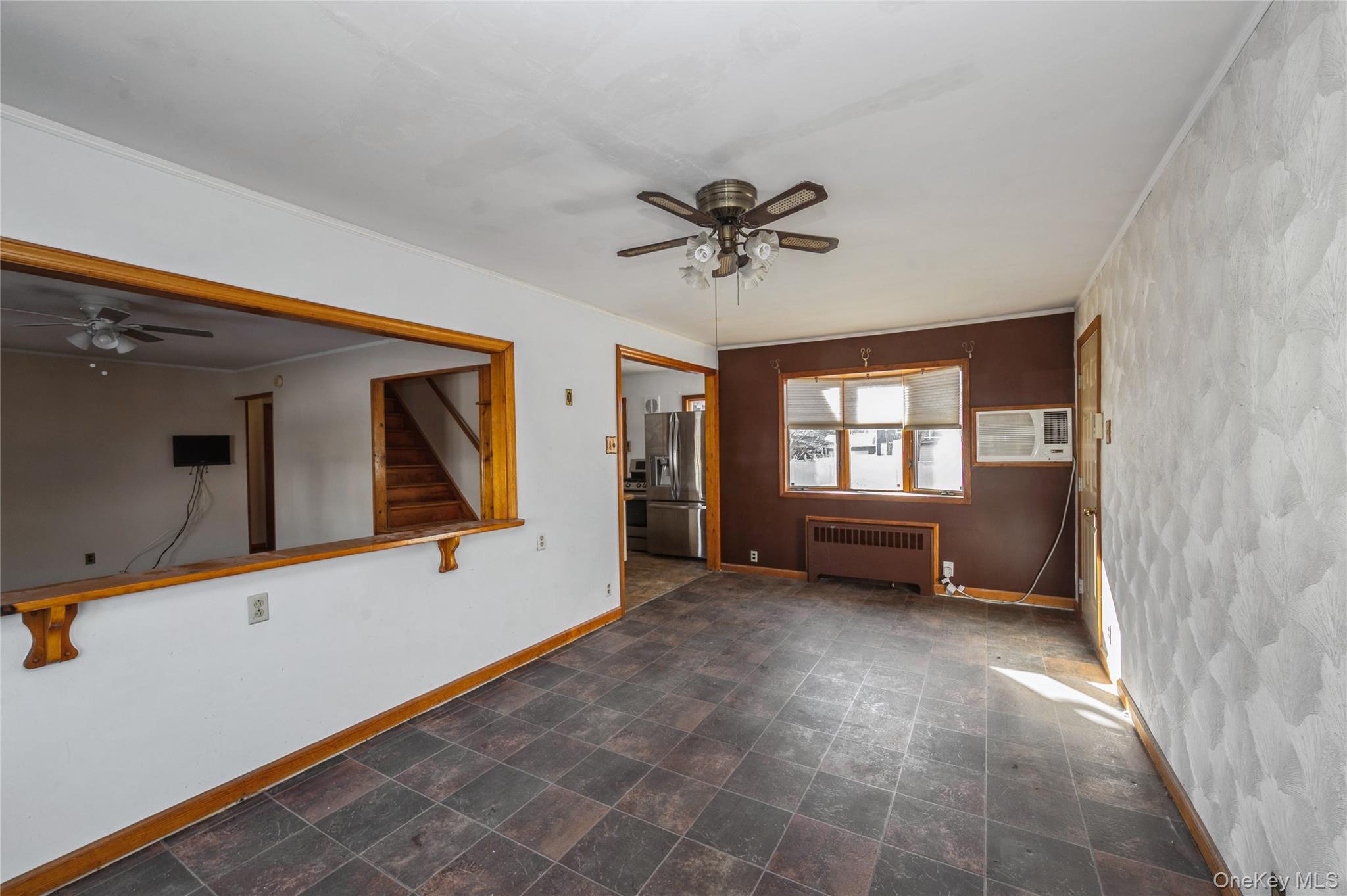 #9 photo, 54 31st Street, Copiague , NY 11726