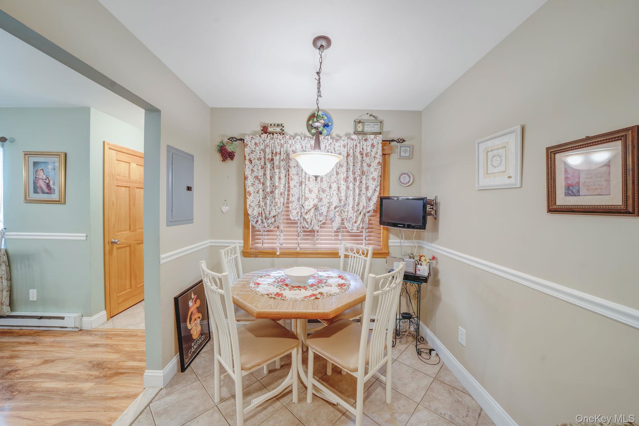 #11 photo, 1107 Cabot Court, سوفولك Saint James , NY 11780