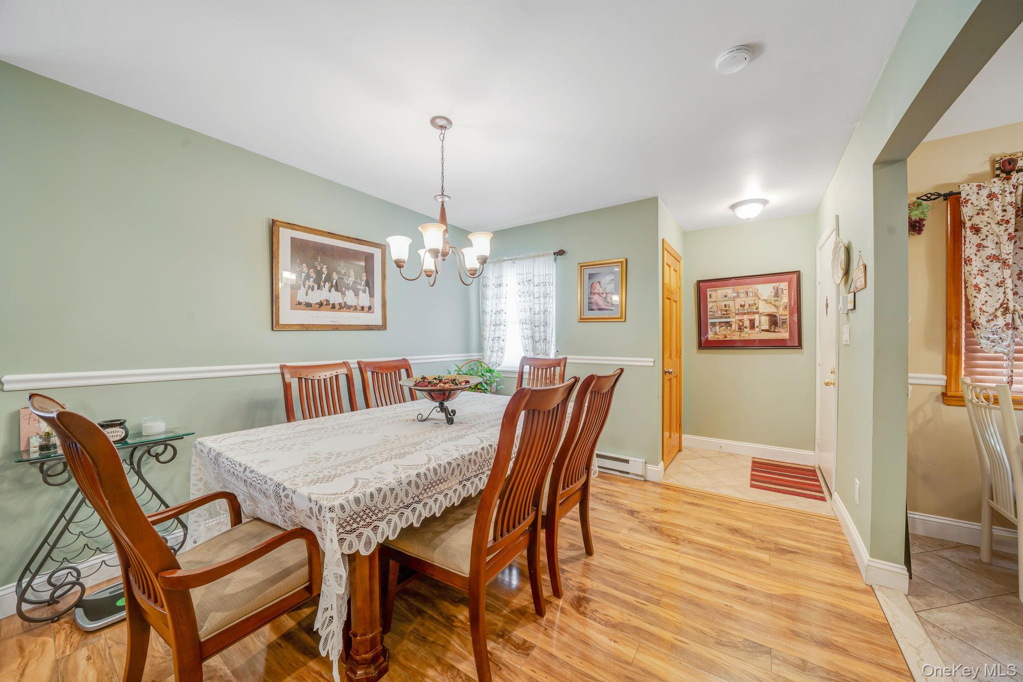 #12 photo, 1107 Cabot Court, سوفولك Saint James , NY 11780