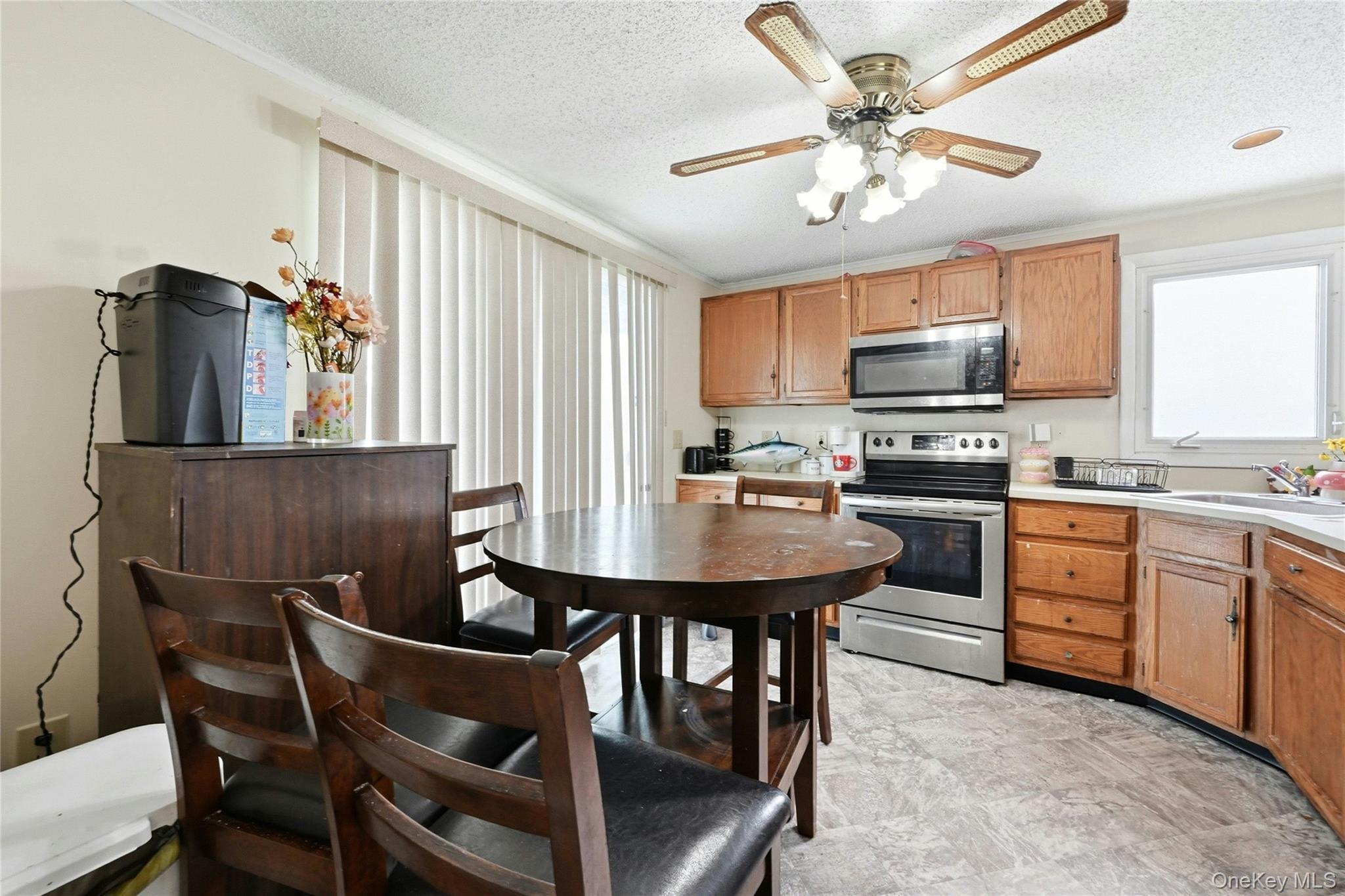 #6 photo, 54 Dogwood Lane, サフォーク郡 Manorville , NY 11949