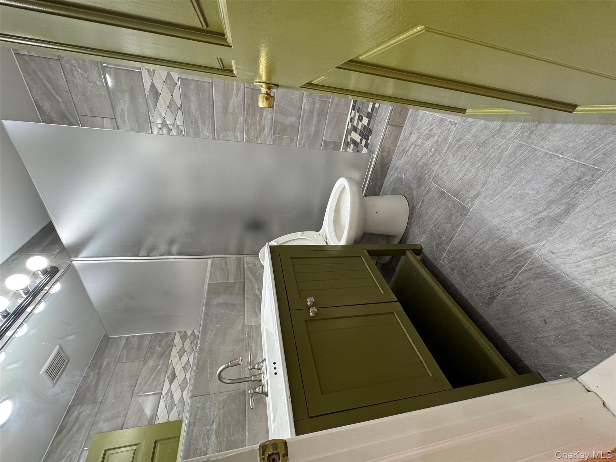 #10 photo, 10314 169th Street, Jamaica , NY 11433