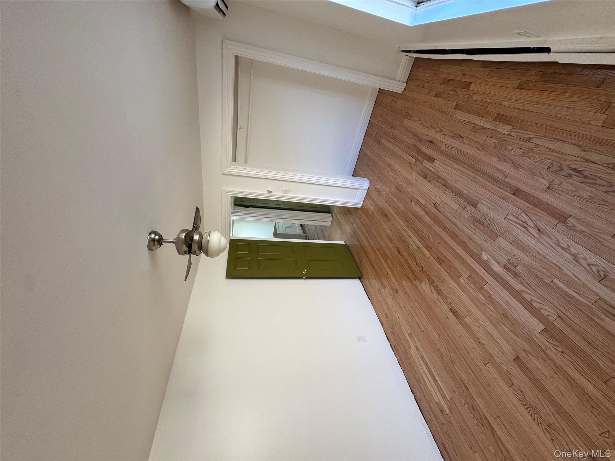 #12 photo, 10314 169th Street, Jamaica , NY 11433