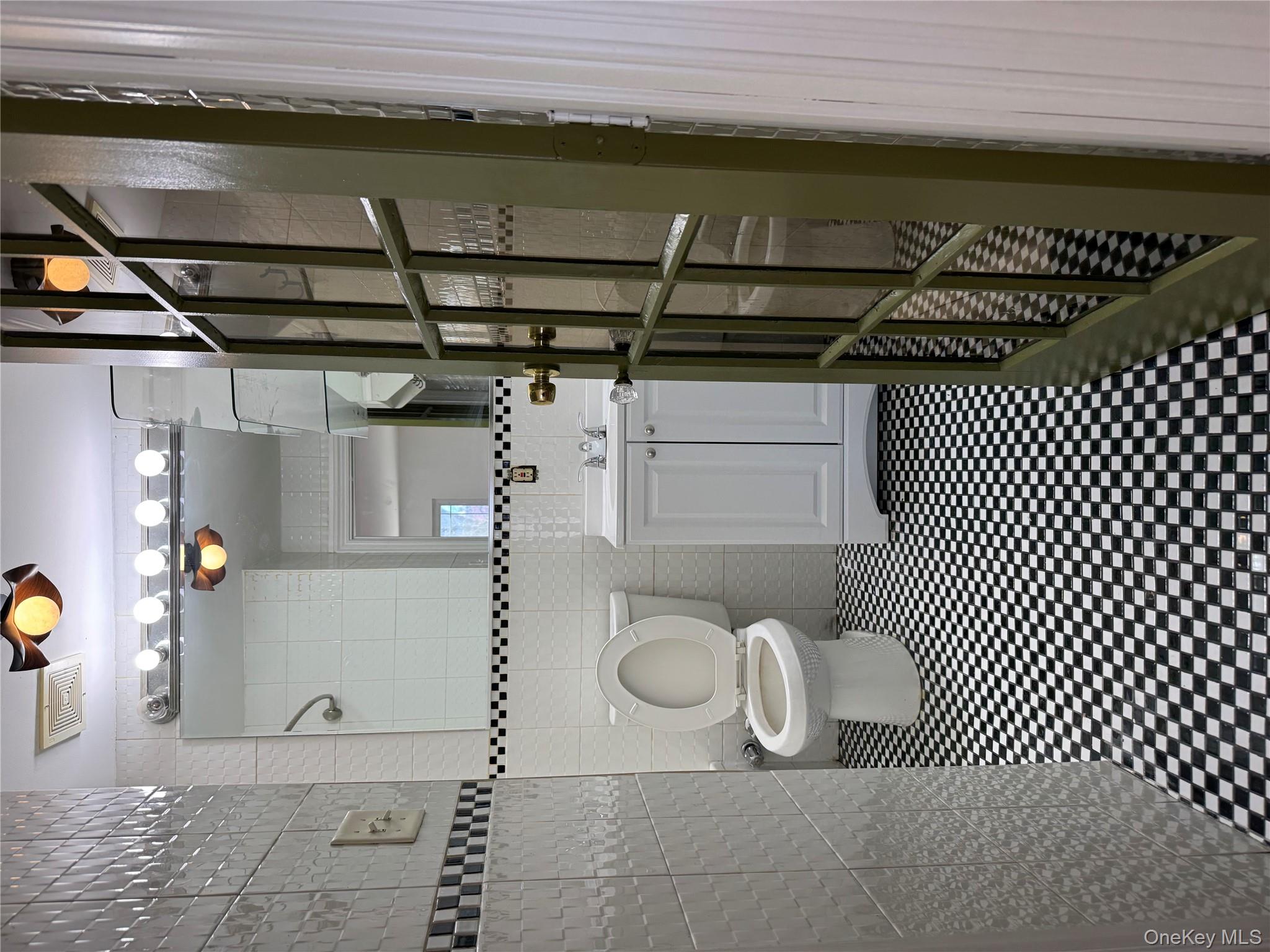 #18 photo, 10314 169th Street, Jamaica , NY 11433