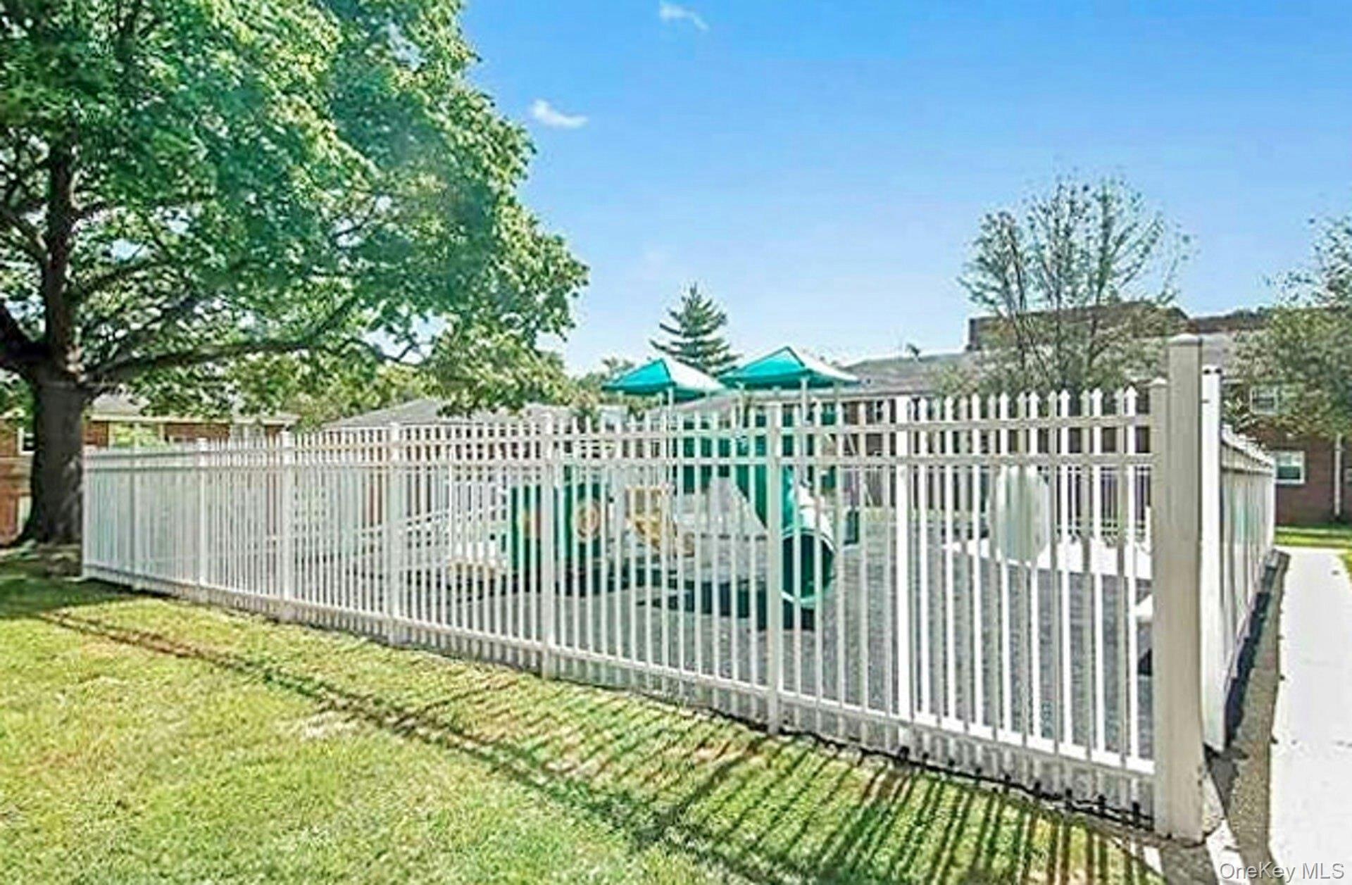 #20 photo, 78-07 Springfield Boulevard, Bayside , NY 11364