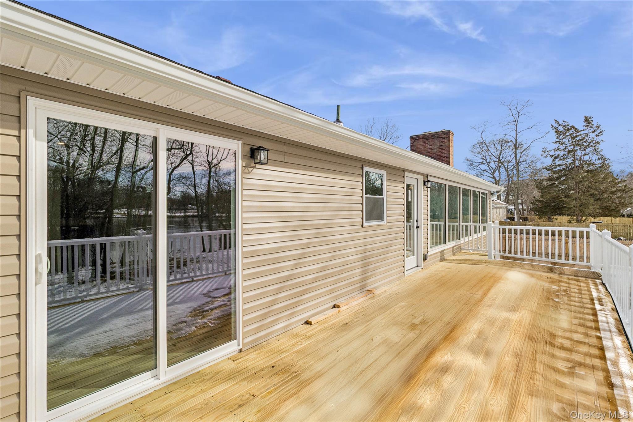 #4 photo, 911 Ostrander Avenue, Riverhead , NY 11901