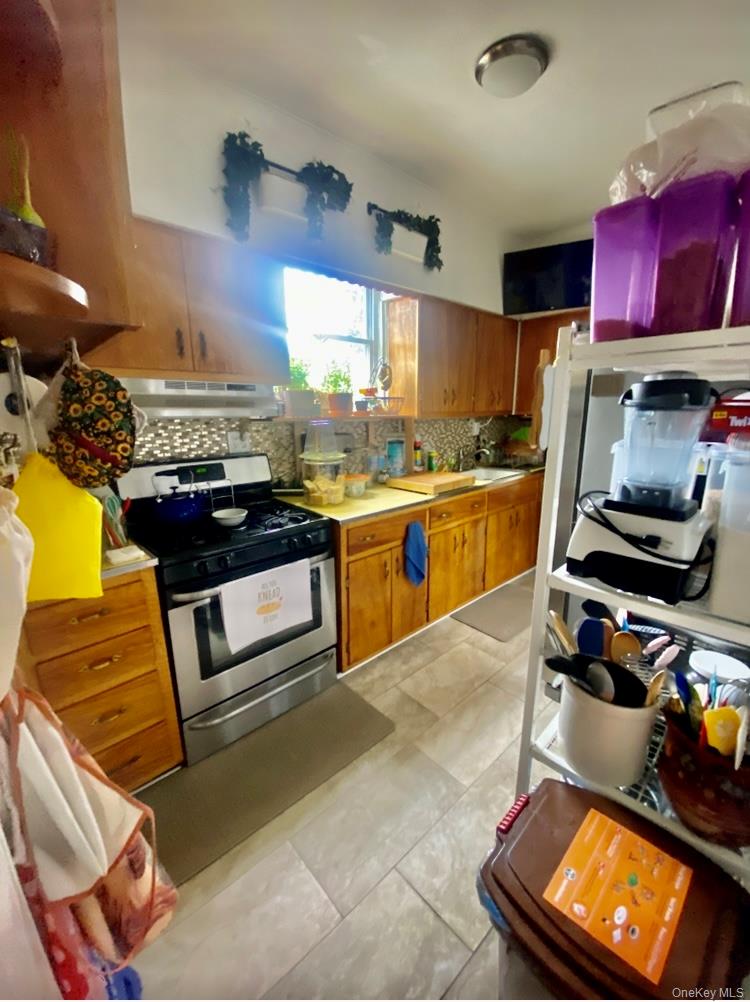 #15 photo, 18905 Crocheron Avenue, Flushing , NY 11358